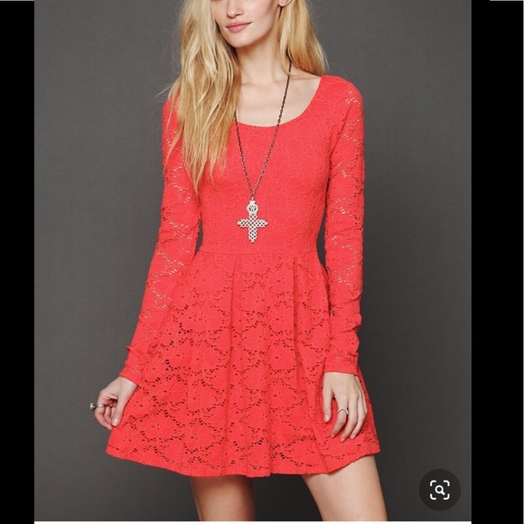 Free People Dresses & Skirts - Like New Free People Rose Garden Appliqué Dresx❣️